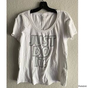 Nike Women's White 'Just Do It' Tee